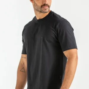 CAMISETA BÁSICA REGULAR FIO 40 PRETO