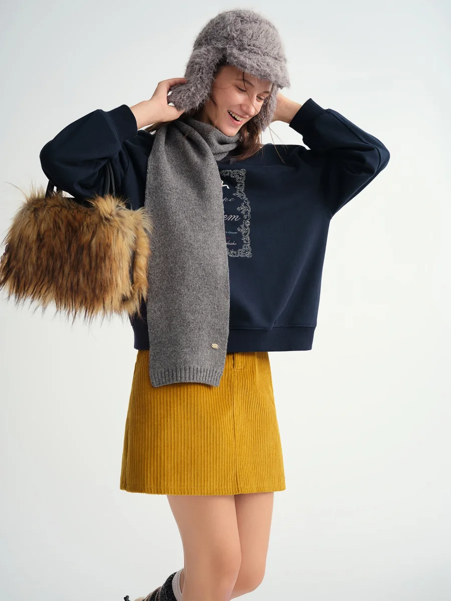 Camisola Oversized Bordada Retro Feminina – Conforto e Estilo - Image 3