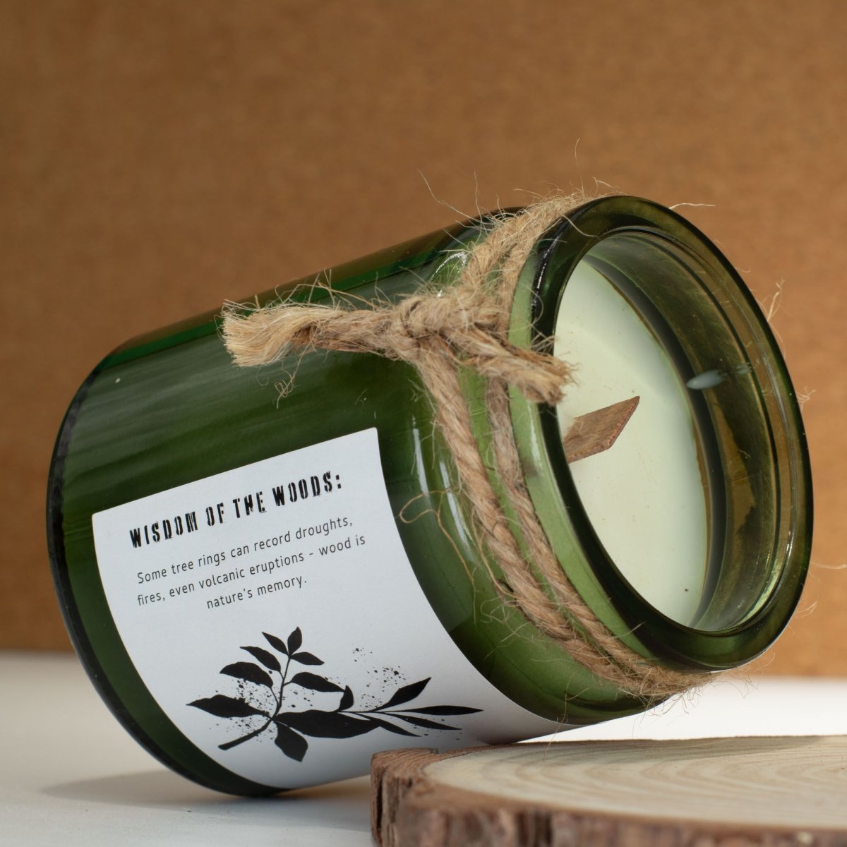 Vela de Soja Woodwick Salva e Menta Lenhosa: Frescura Natural - Image 3
