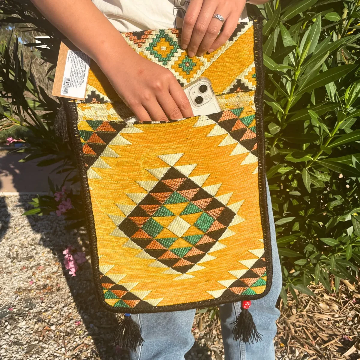 Bolsa Kilim Amarela: Estilo Boho Chic - Image 4